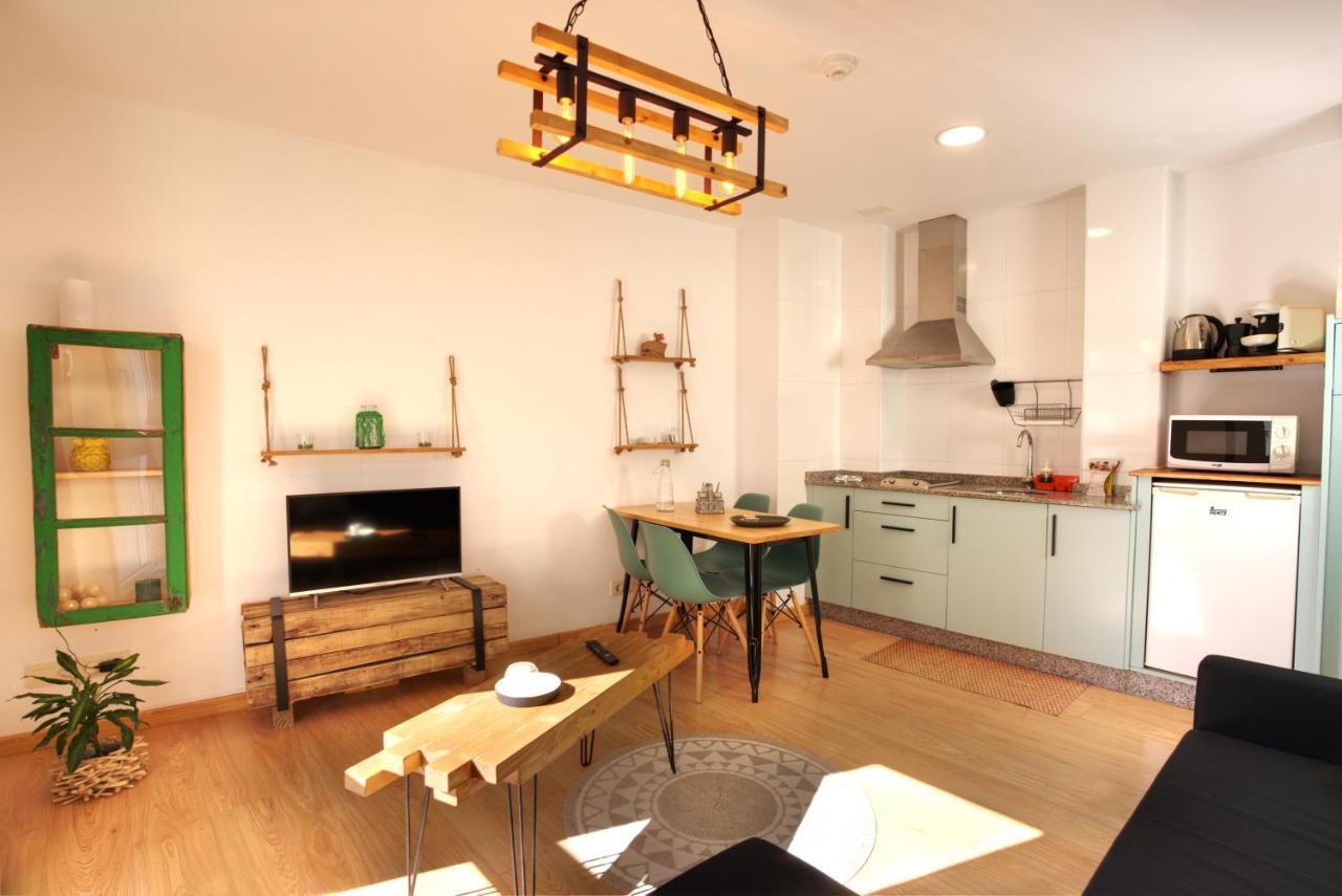 Vm Apartamentos Turisticos Σαντιάγο ντε Κομποστέλα Εξωτερικό φωτογραφία